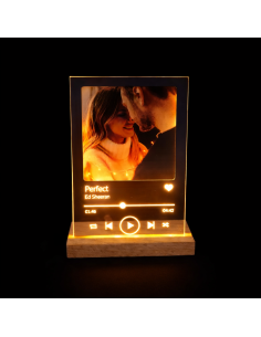 METACRILATO REPRODUCTOR MÚSICA PERSONALIZADO CON LUZ Y SOPORTE product_id 2
